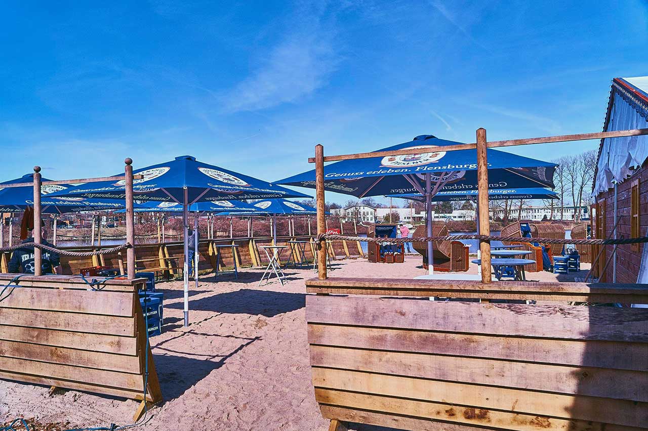 bild-strandbar-aussen bild-strandbar-aussen